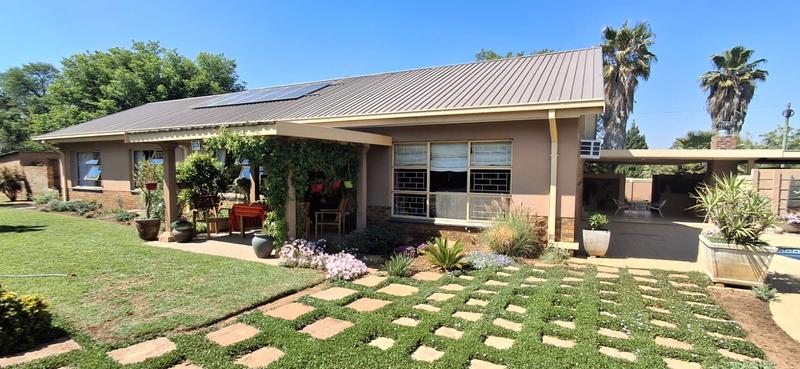 3 Bedroom Property for Sale in Meyerhof Free State